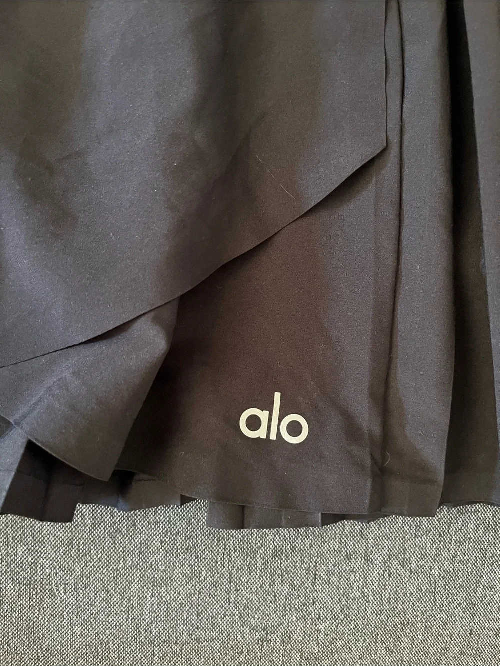 ALO YOGA Aces Tennis Skirt In Black Sz Small